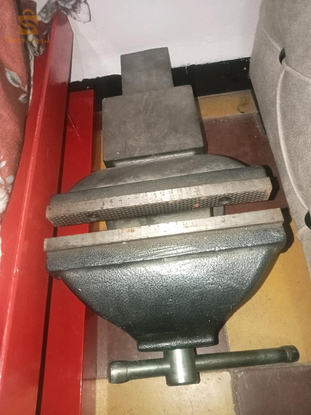 0562518944