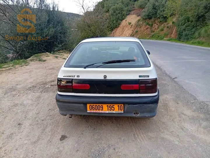 رينو R 19 1995 10 البويرة