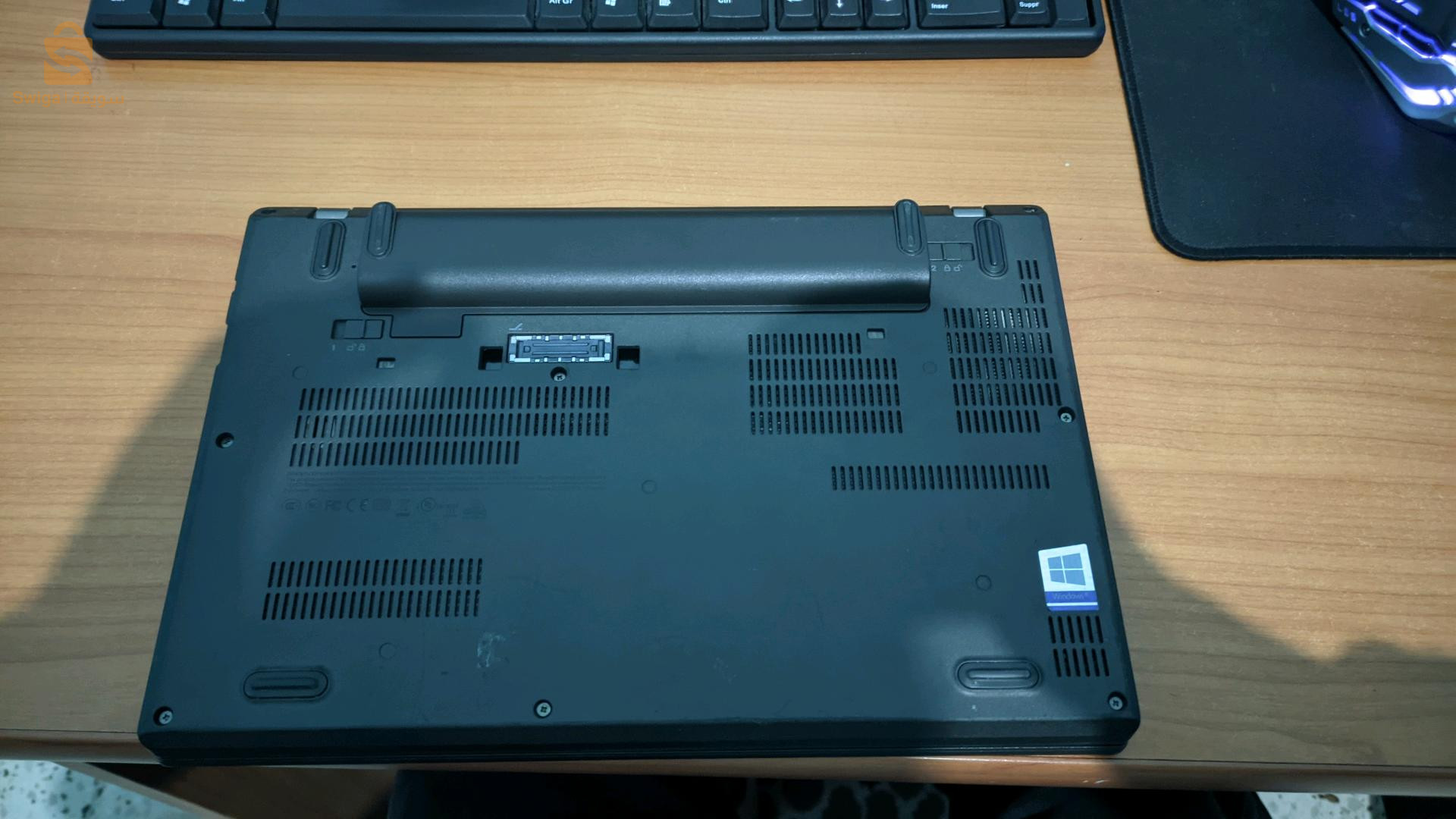 Lenovo ThinkPad X270 12.5" Business Laptop Computer Intel Core i5-6300U Up to 3.0GHz 8GB DDR4 RAM 256GB SSD Intel HD Graphics 520 Bluetooth 4.1 802.11ac WiFi USB-C HDMI Windows 10 Professional