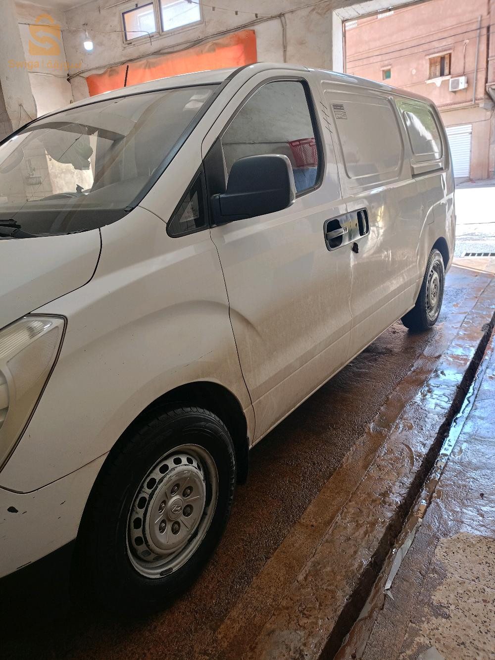 Hyundai H-1 2012 45 NAAMA