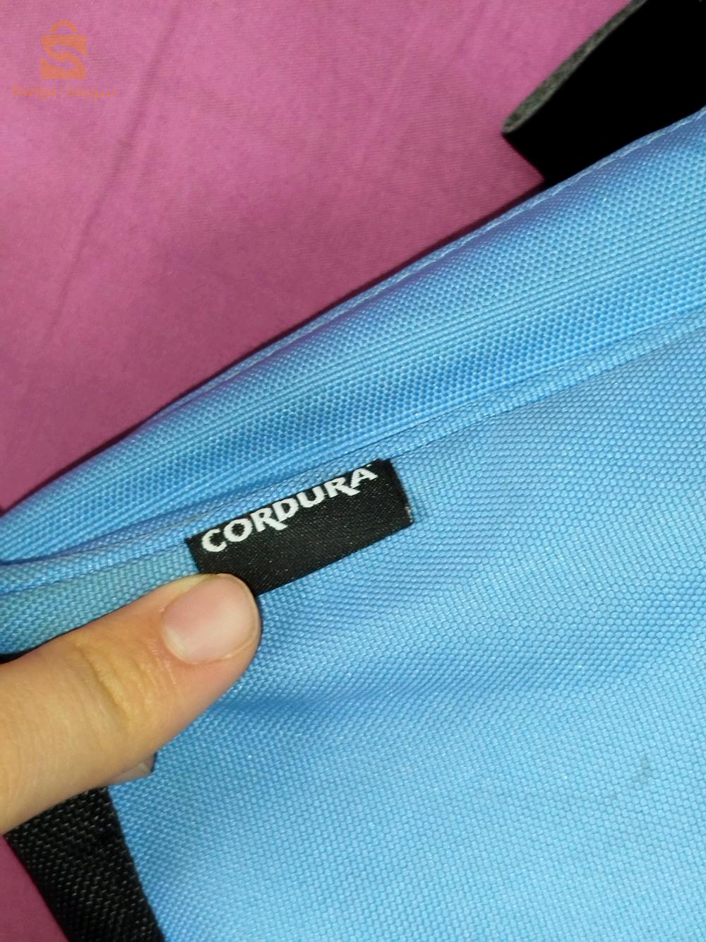 90s Nike  Y2K Retro Crossbody Bag. ( READ DESCRIPTION)