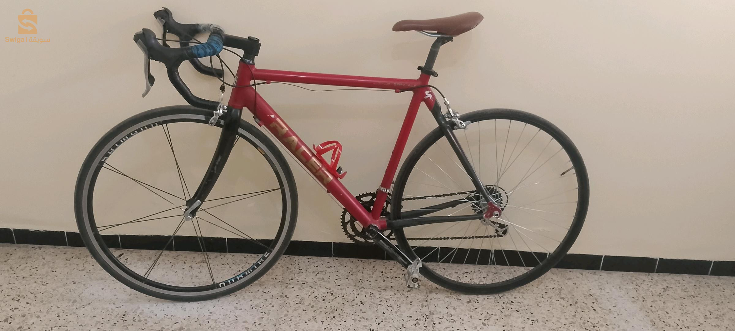 vélo course racer italien 🇮🇹 cadre aluminium avec carbone 
Numéro 0782768377