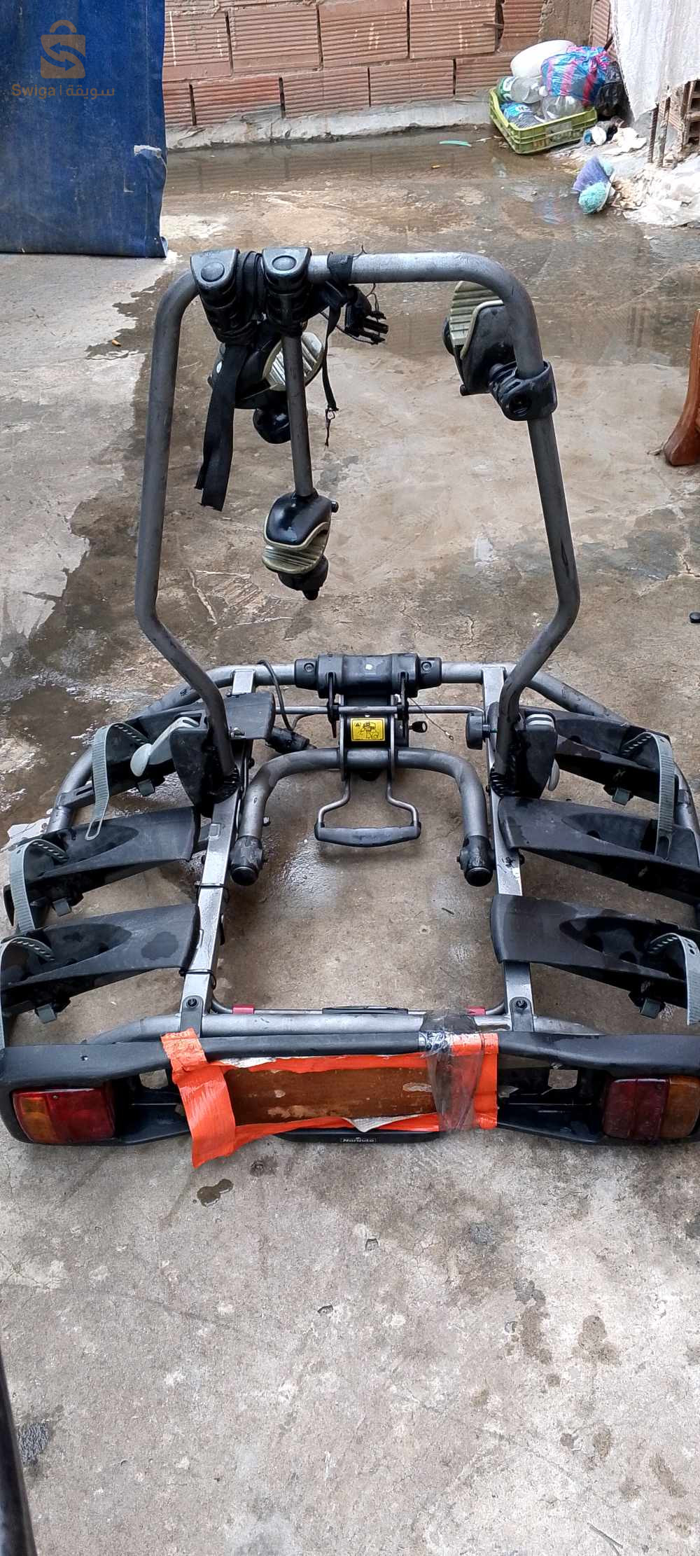 حامل ثلاثة درجات السيارة