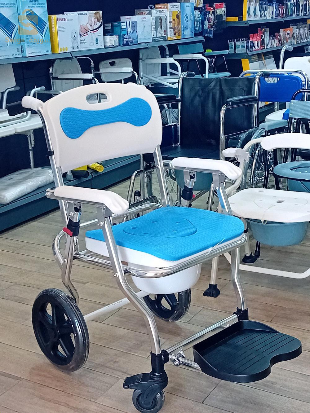 FAUTEUIL ROULANT GARD ROBE كرسي متحرك مرحاض