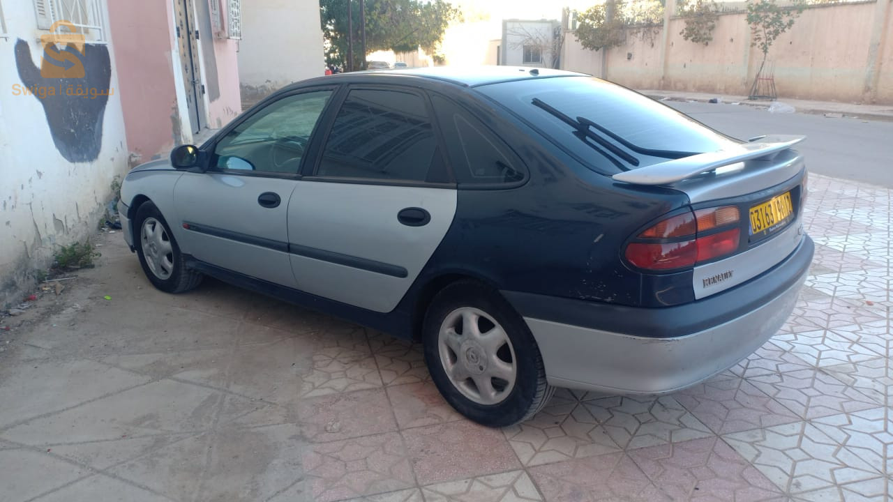 رينو Laguna 1996 12 تبسة