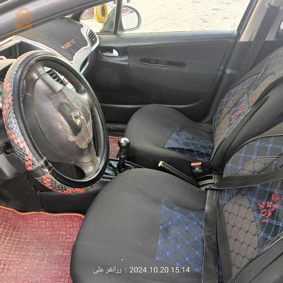 Peugeot 207 2008 5 BATNA