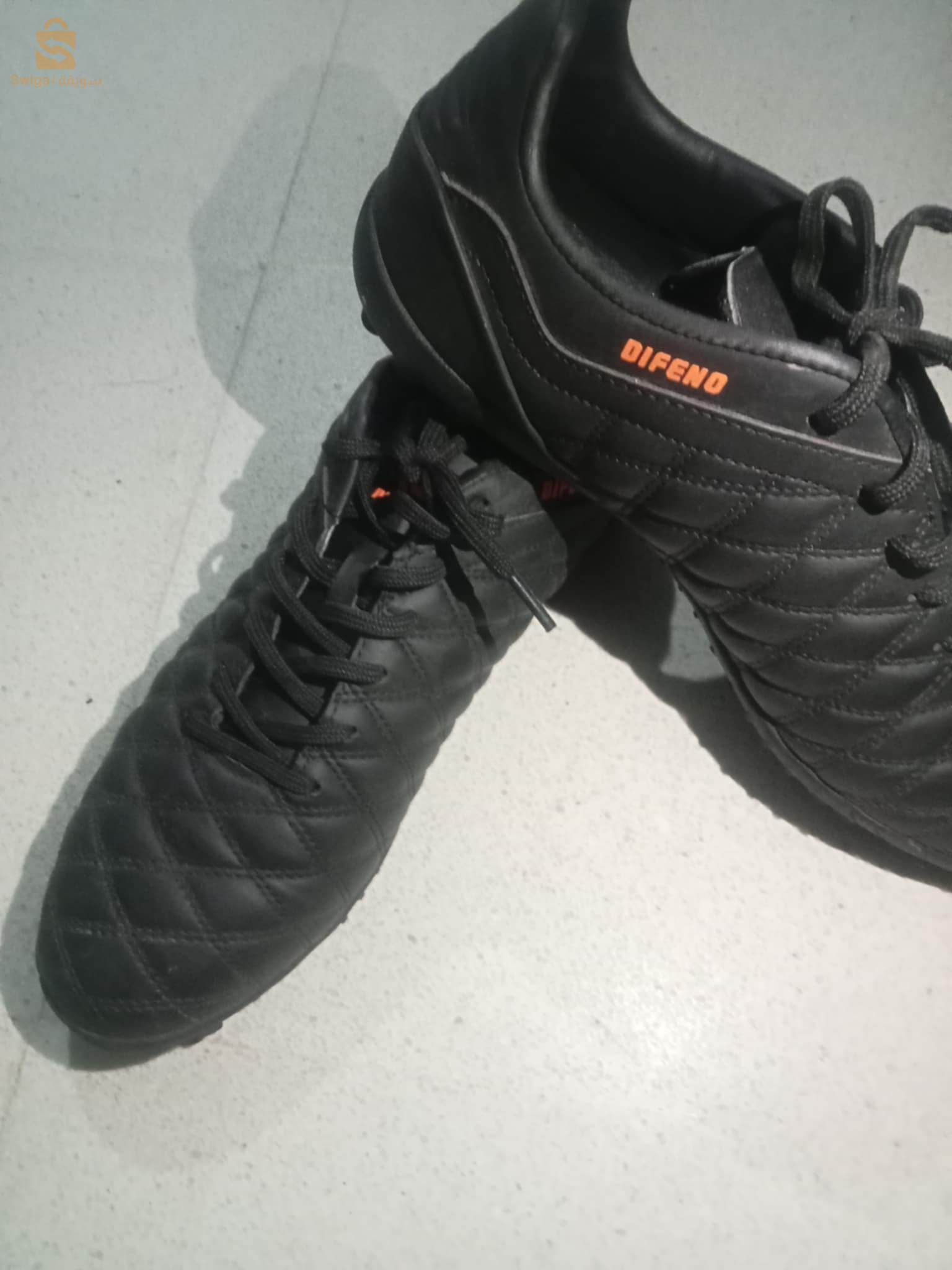 حذاء رياضي (سوليي soulier)