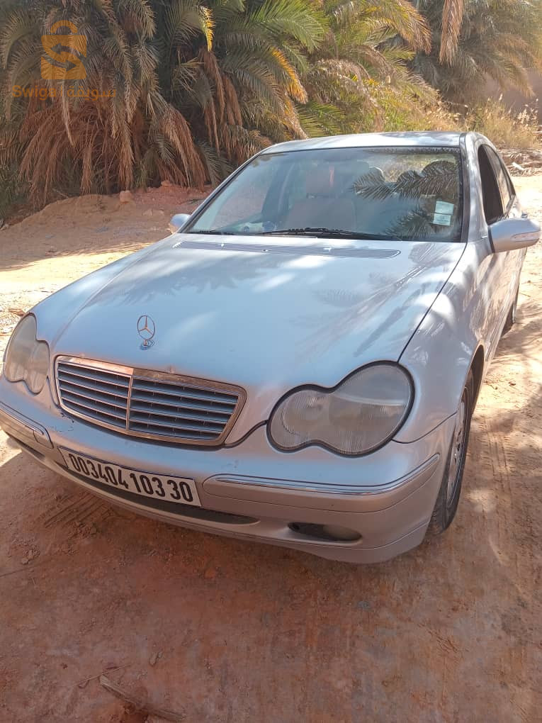 مرسيدس CLS 2003 30 ورقلة