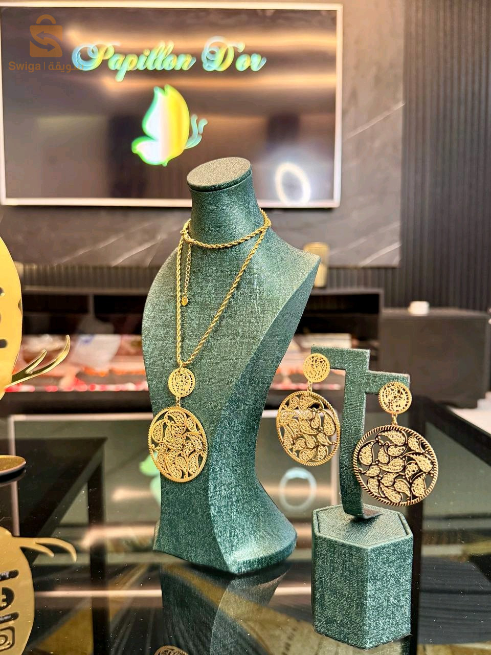 bijoux traditionnel très jolie