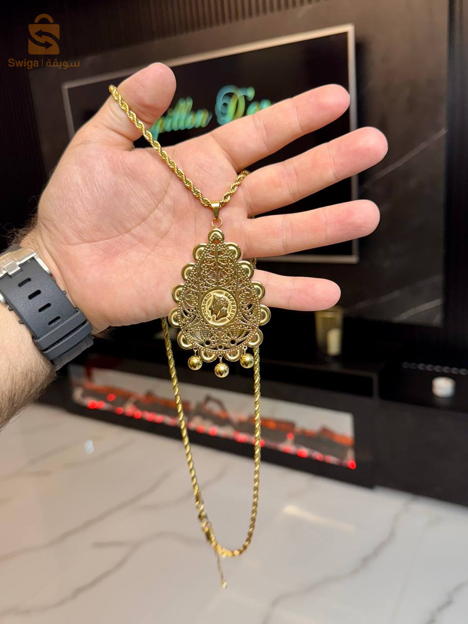 bijoux traditionnel très jolie