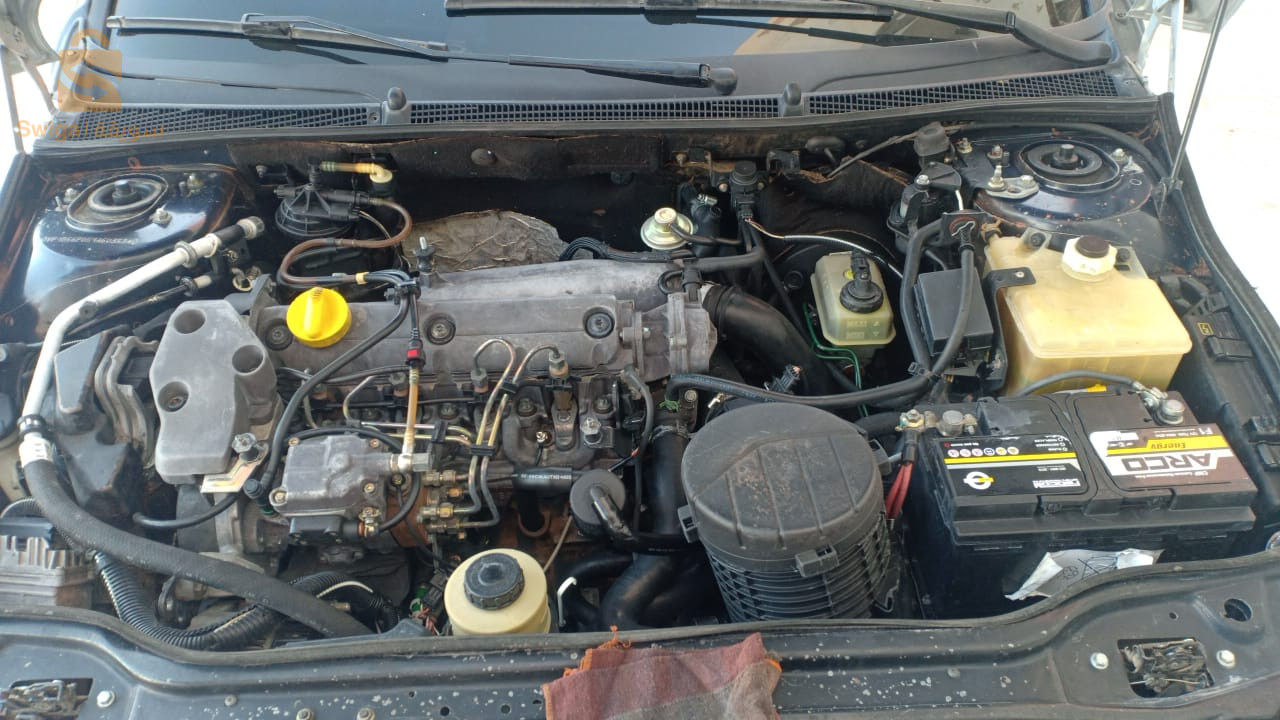 رينو Laguna 1996 12 تبسة