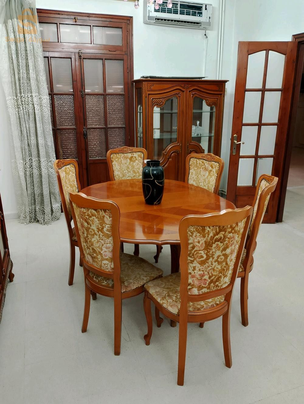 اثاث منزلي للبيع في حاله جيده رقم الهاتف 0540376601