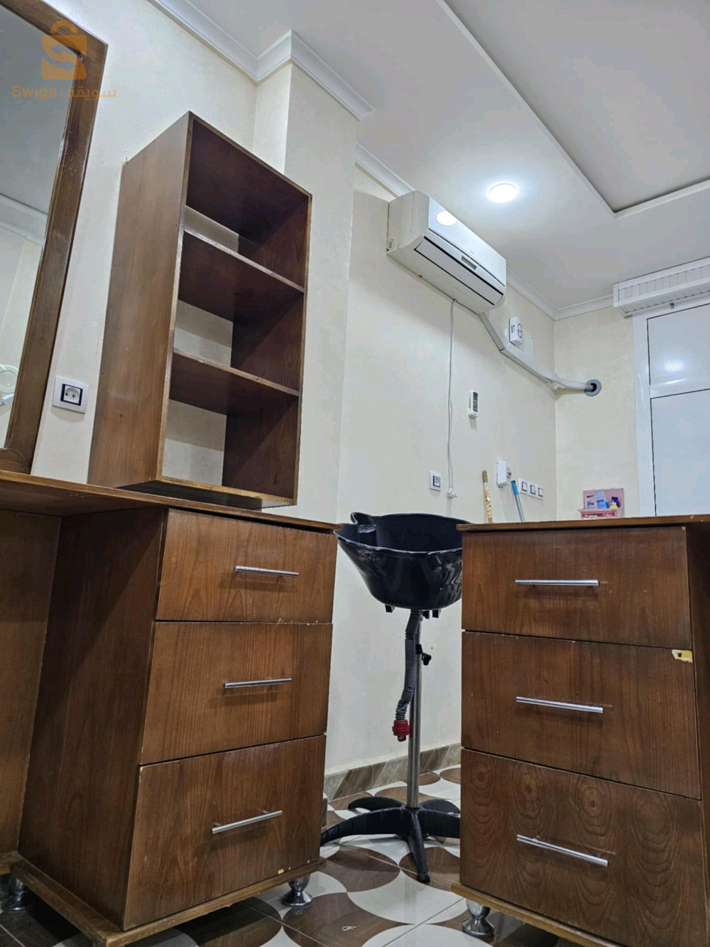 بيع محل حلاقة مستعمل
