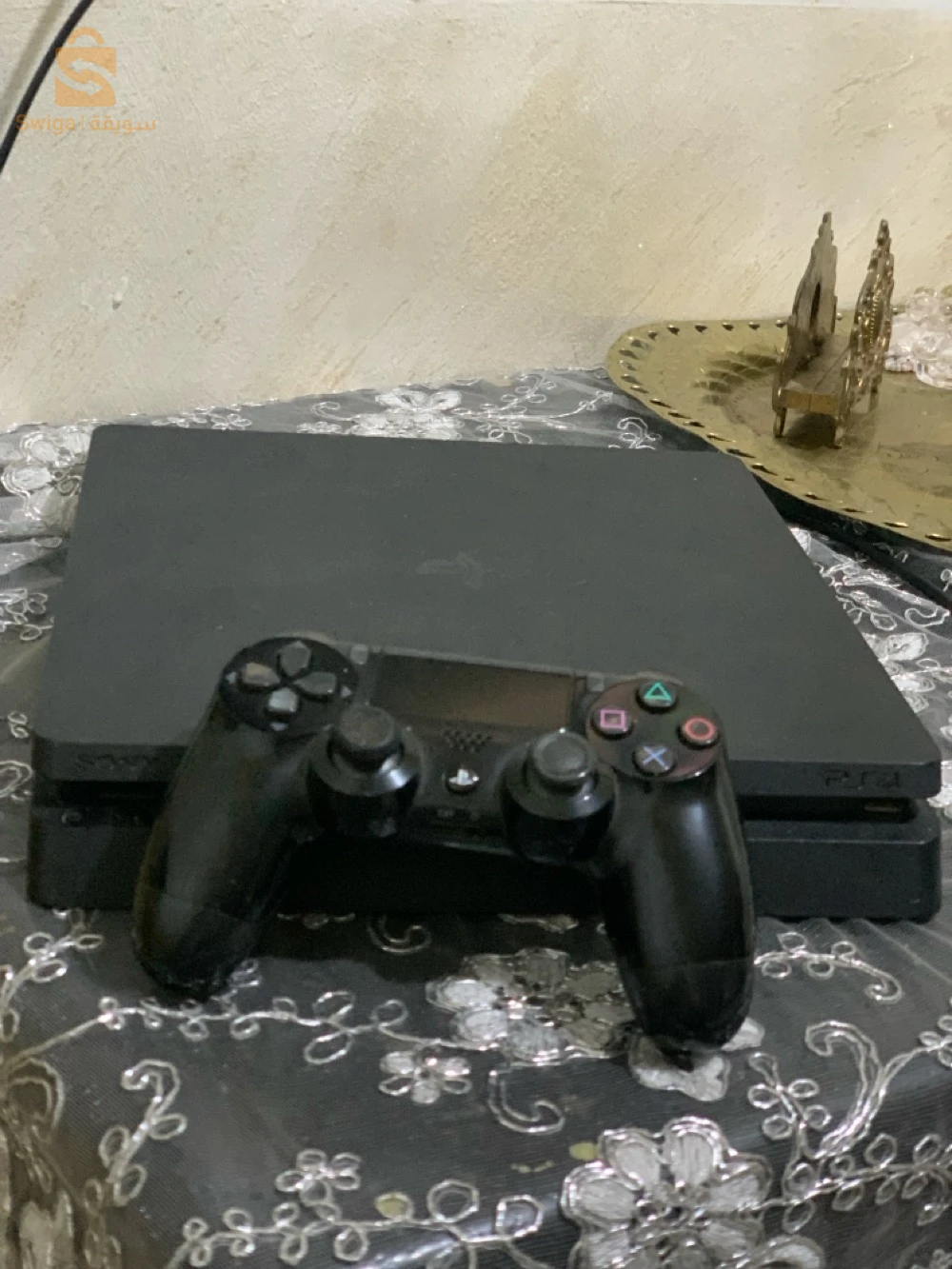 play station 4 slim