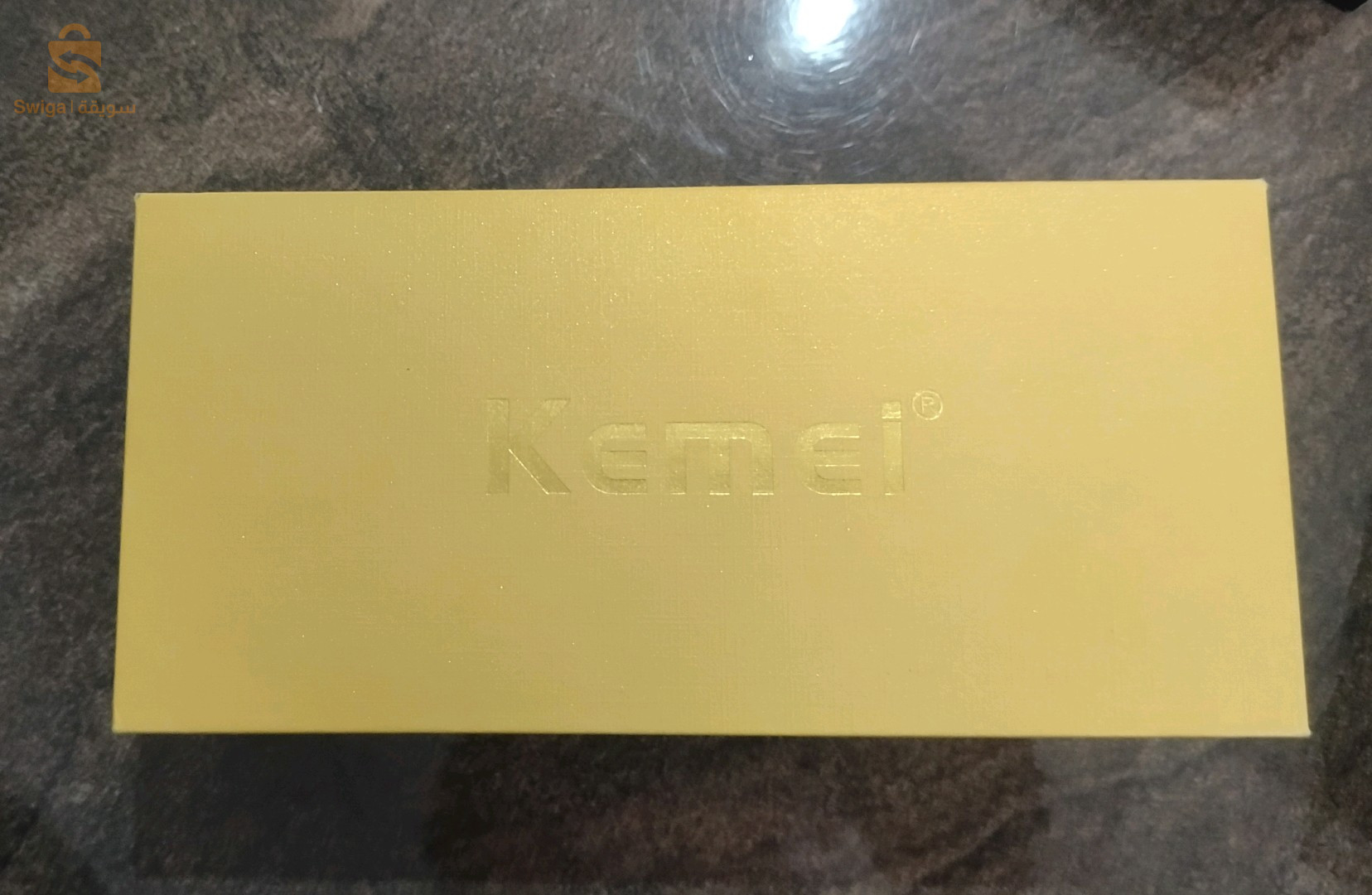 كاينة طوندوز موزار ال 1 بروميار  جديدة وكاينة طوندوز صغيرة kemi  وكاين الصابوات وكاين لتنفض الشعر ولي تنفض الطوندوز