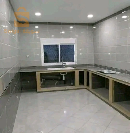 بناء سير اميك