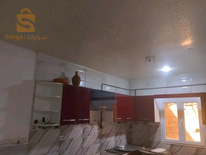 فيلا للبيع طابق أرضي وطابق أول والإسكان مباشرة وسط الهرية ولاية قسنطينة