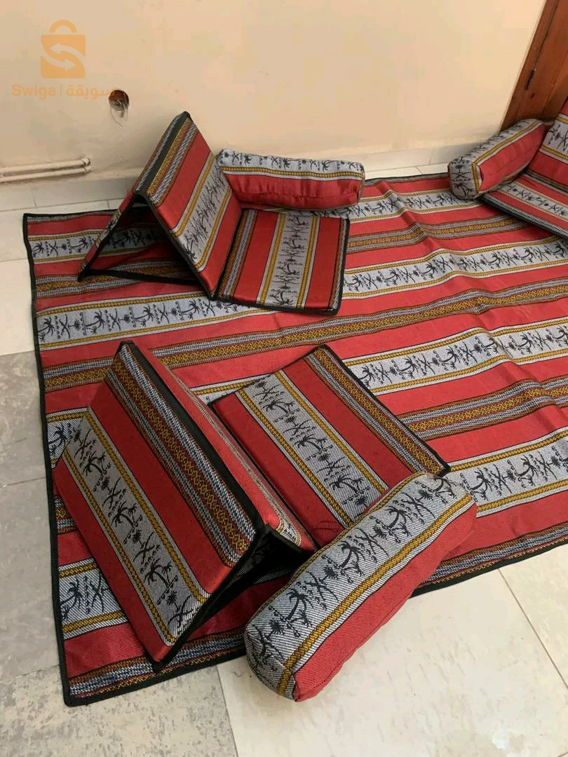 Majlis Traditionnel 4 Places | القعدة الصحراوية التقليدية لأربعة أشخاص