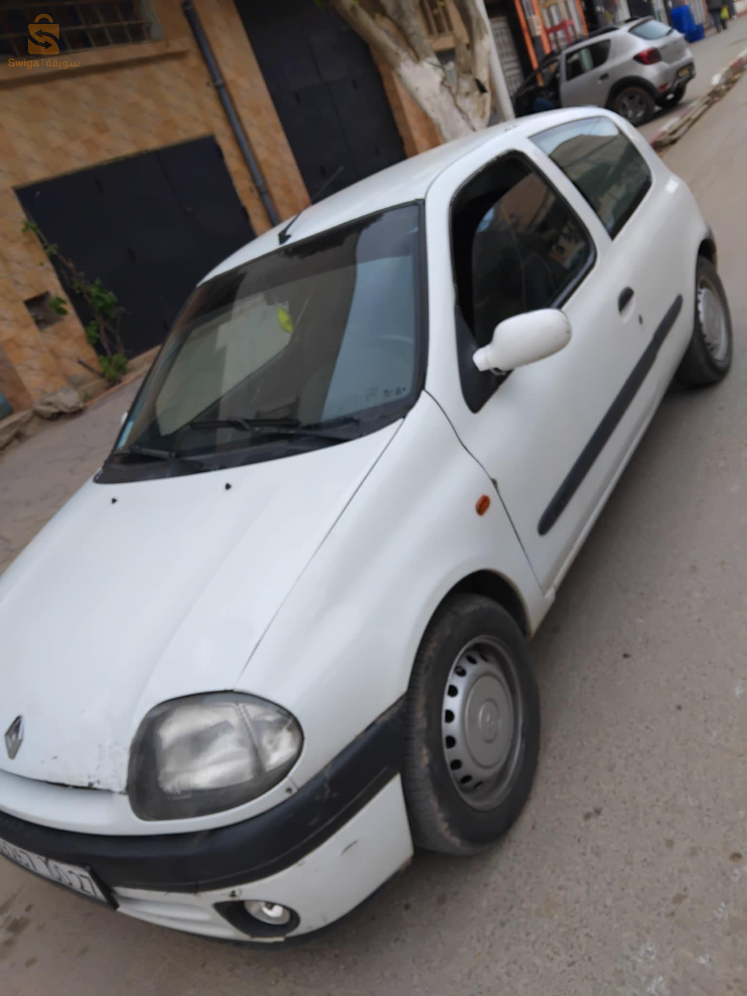 Renault Clio 2 2000 27 MOSTAGANEM