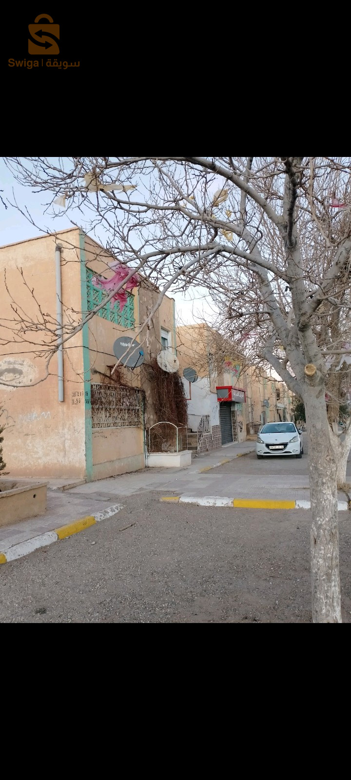bonjour trois appartements collectif à vendre F2.F2. F3 au niveau de tadjmout W LAGHOUAT électricité eau.gaz.dispnible