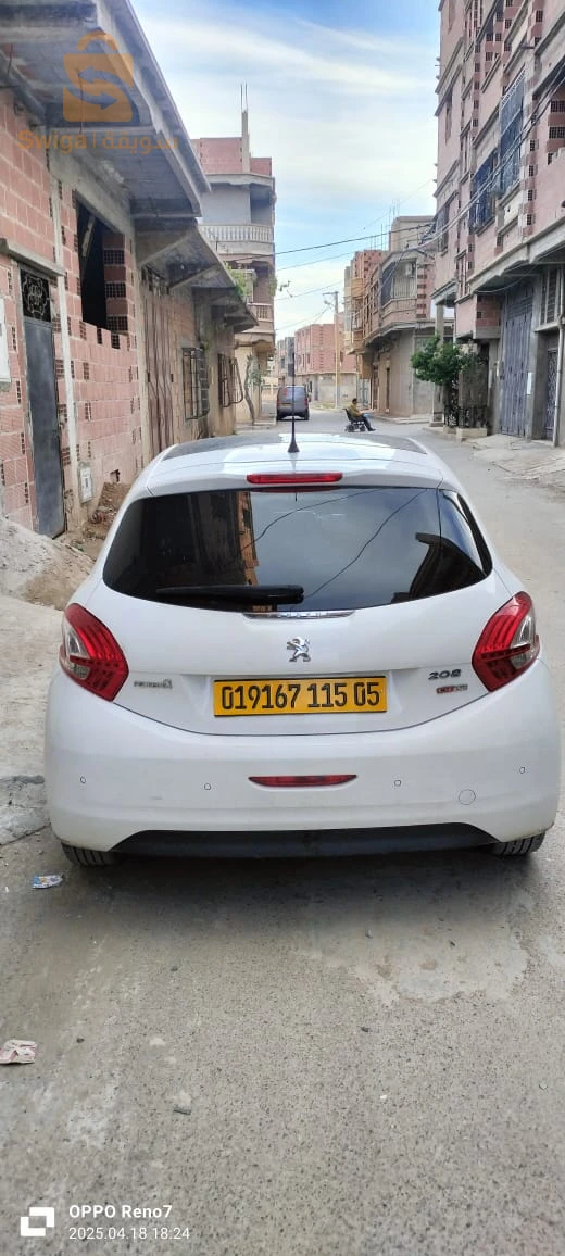 بيجو 208 2015 5 باتنة
