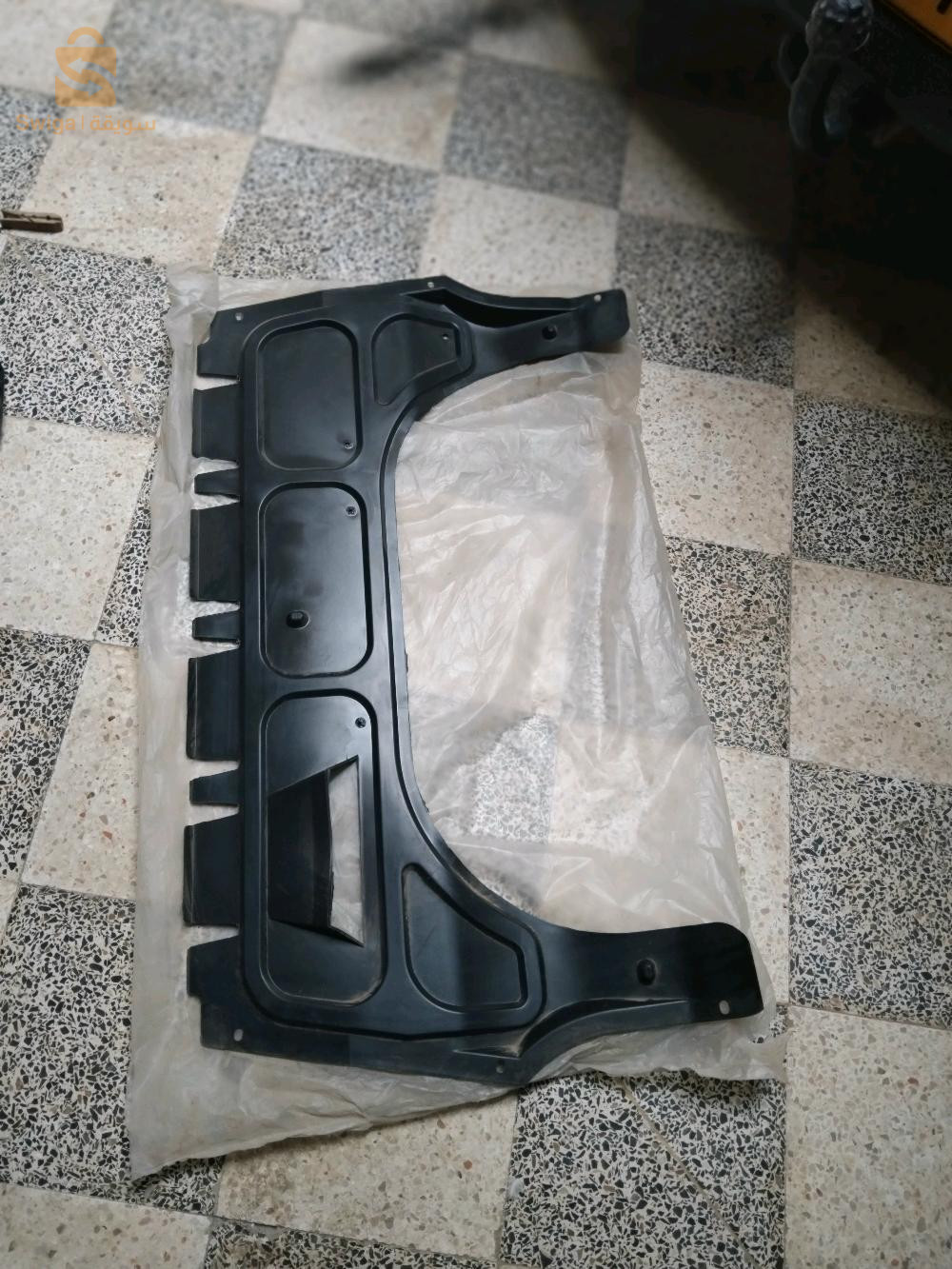 غطاء محرك ابيزة بولو