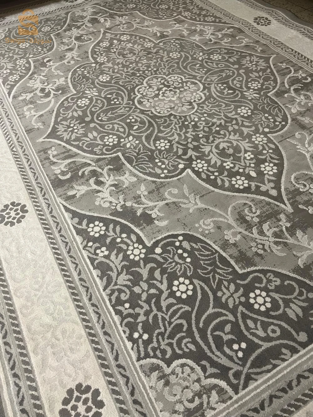 tapis de salon ou chambre tres classe