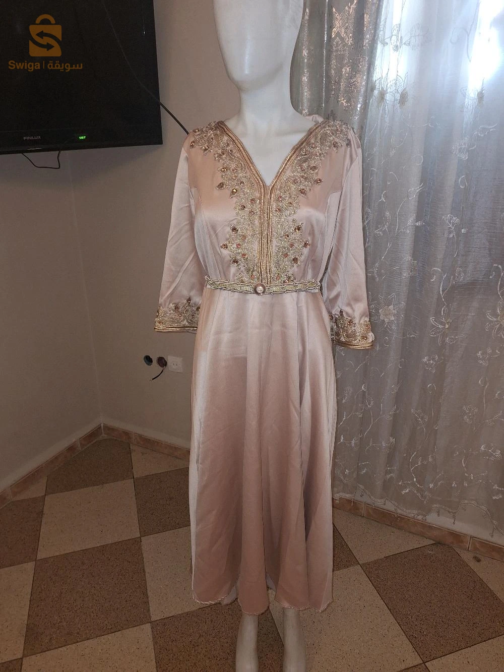 ملابس نساءية