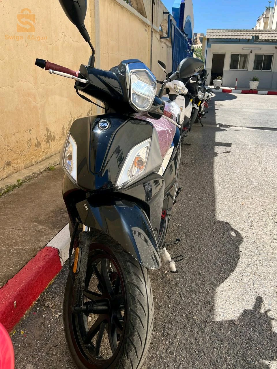 sym st200