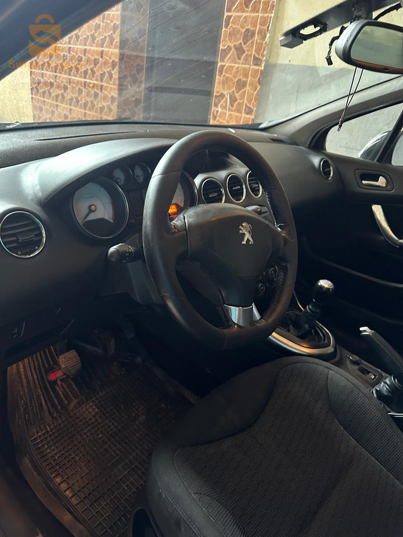 Peugeot 308 2012 9 BLIDA