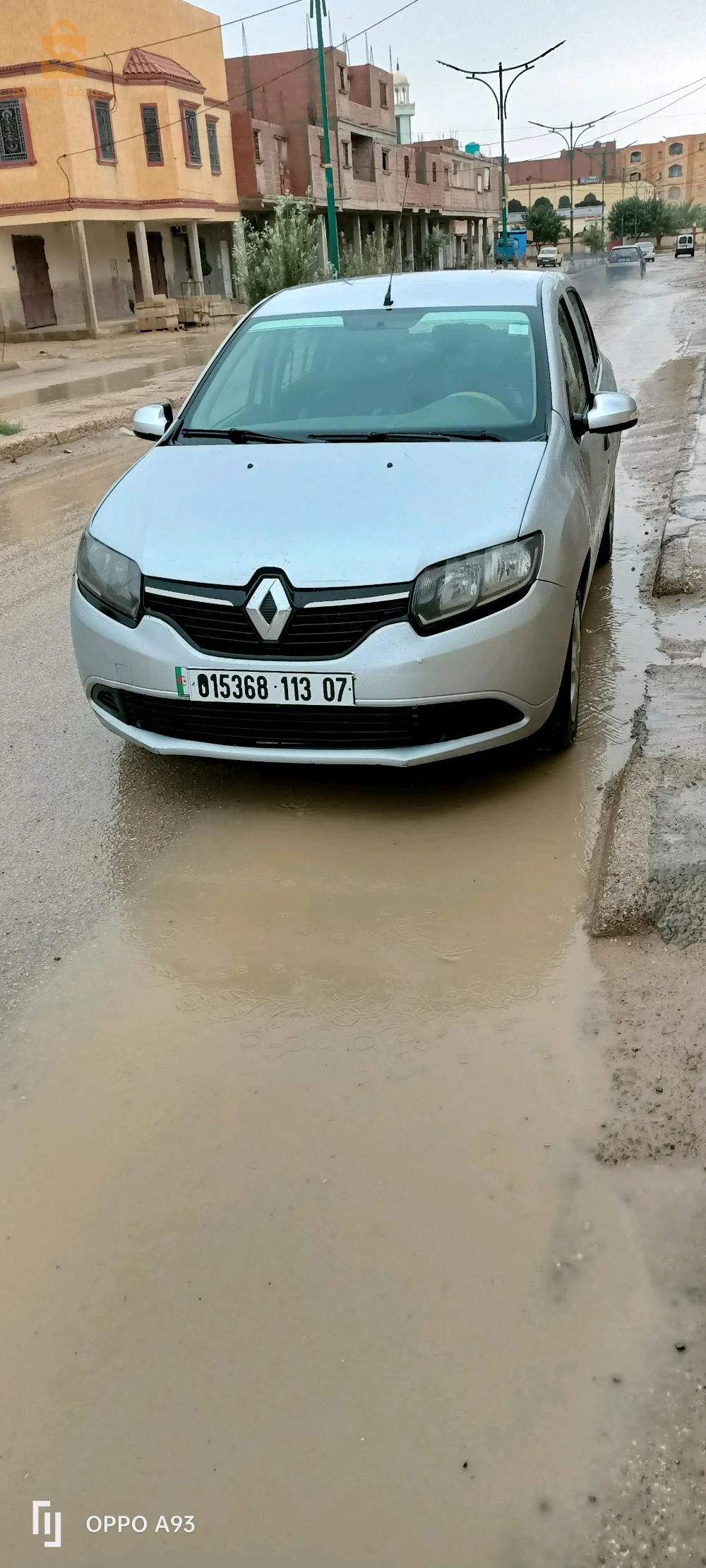 رينو SYMBOL 2013 7 بسكرة