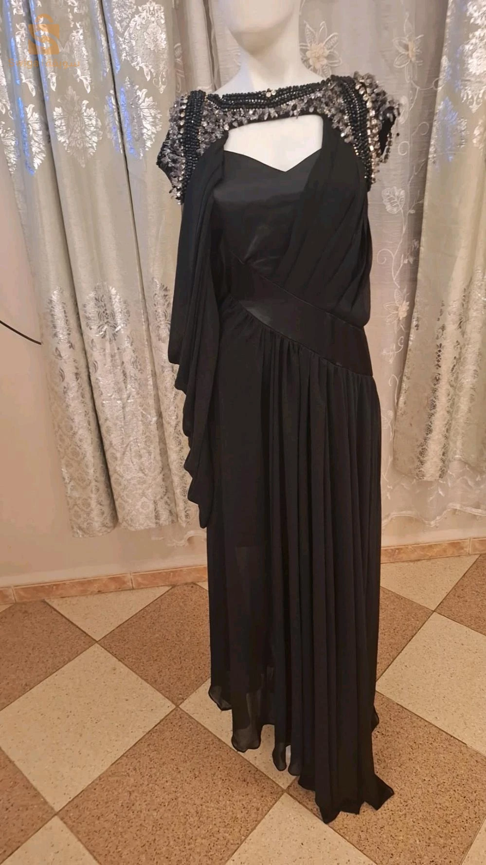 ملابس نساءية