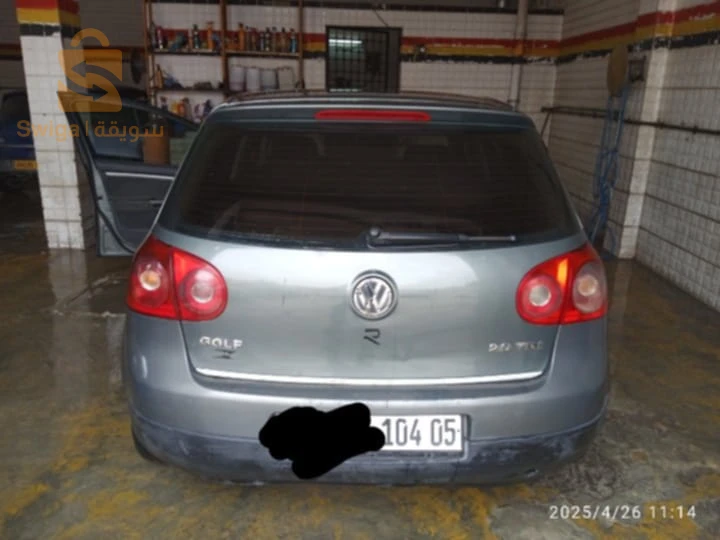 Volkswagen Golf 2004 5 BATNA