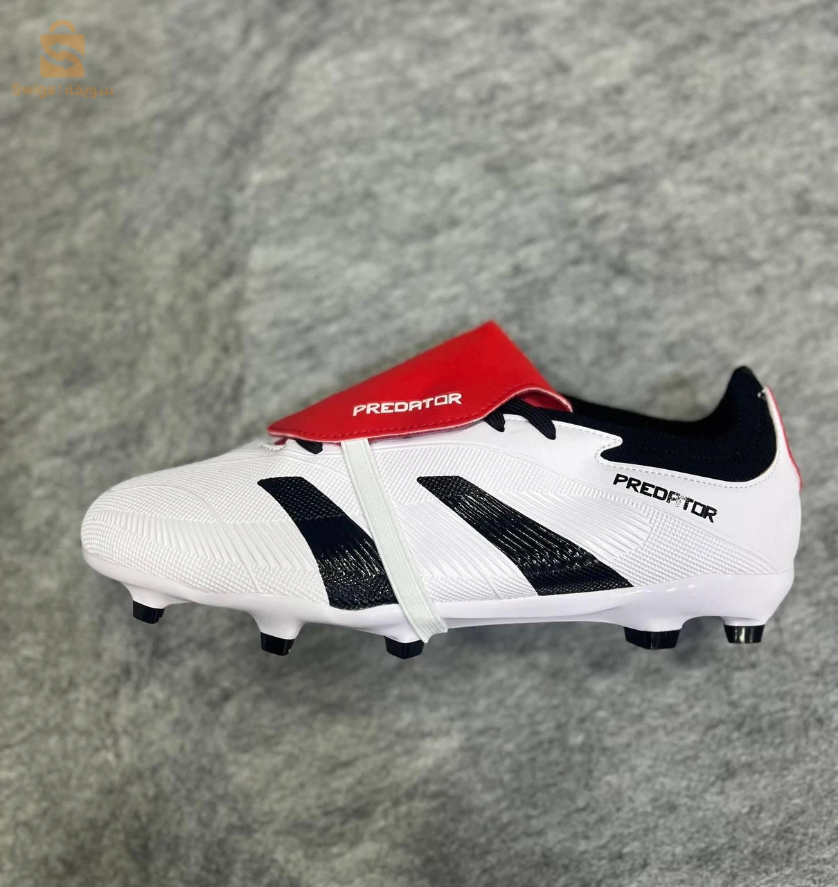 Soulier crompons predator bonne qualité