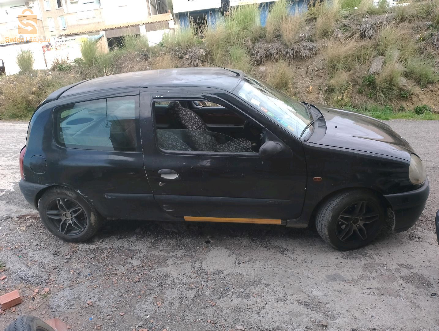 Renault Clio 2 2000 15  TIZI OUZOU