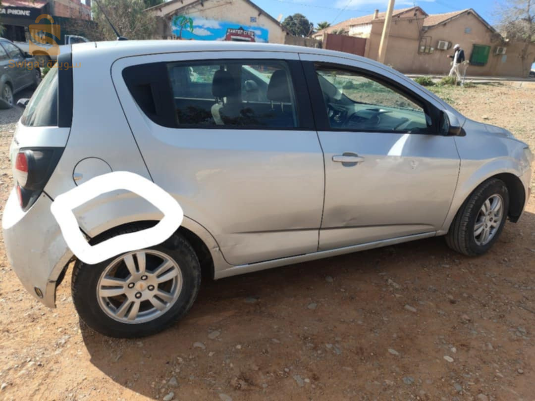 Chevrolet Sonic 2012 26 MEDEA