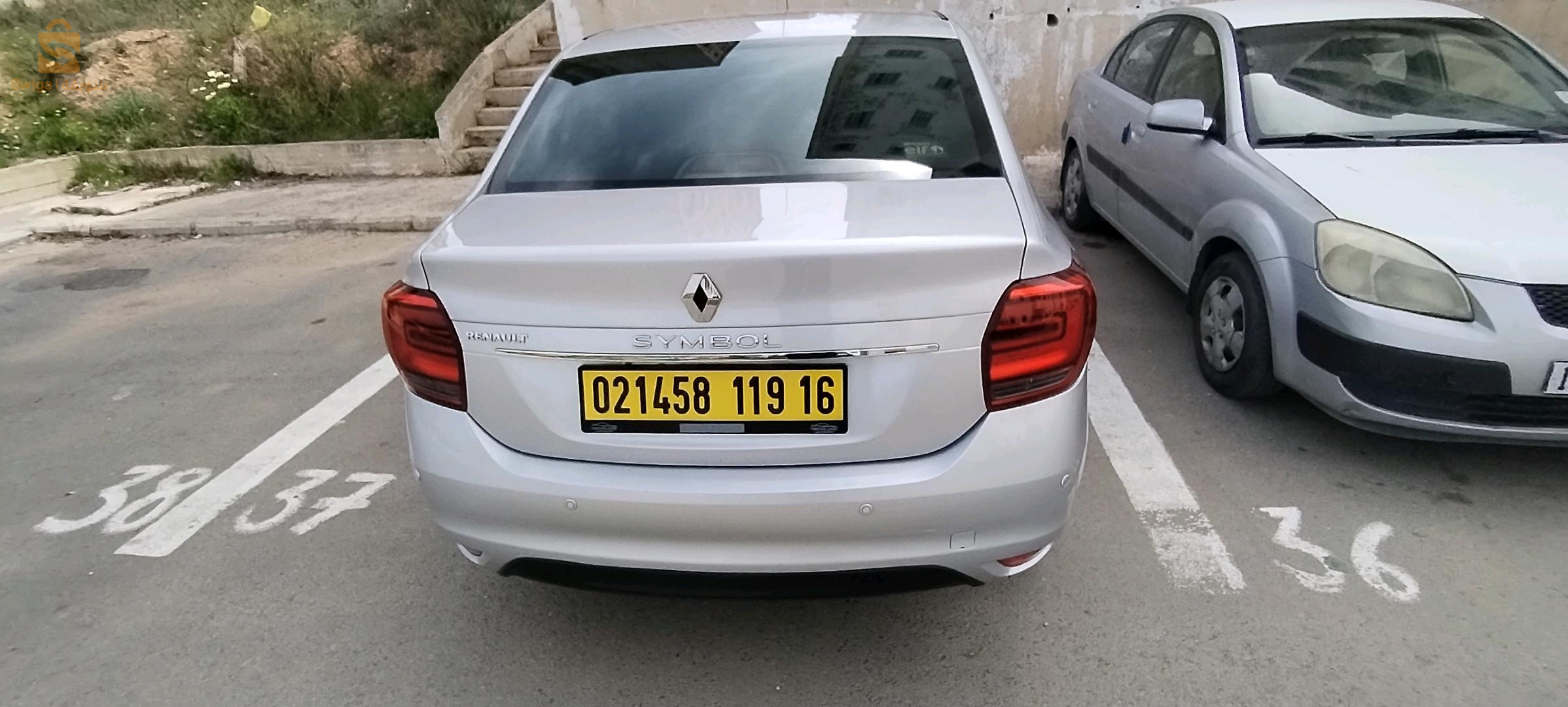 رينو SYMBOL 2019 25 قسنطينة
