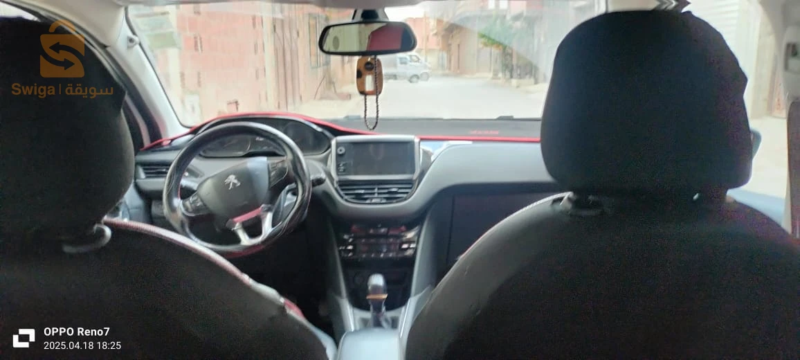 بيجو 208 2015 5 باتنة