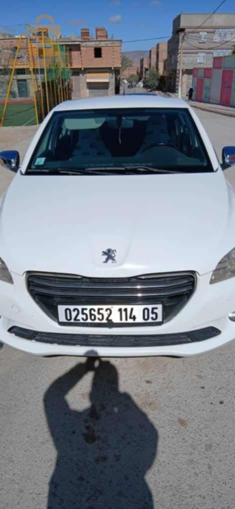 Peugeot 301 2014 5 BATNA