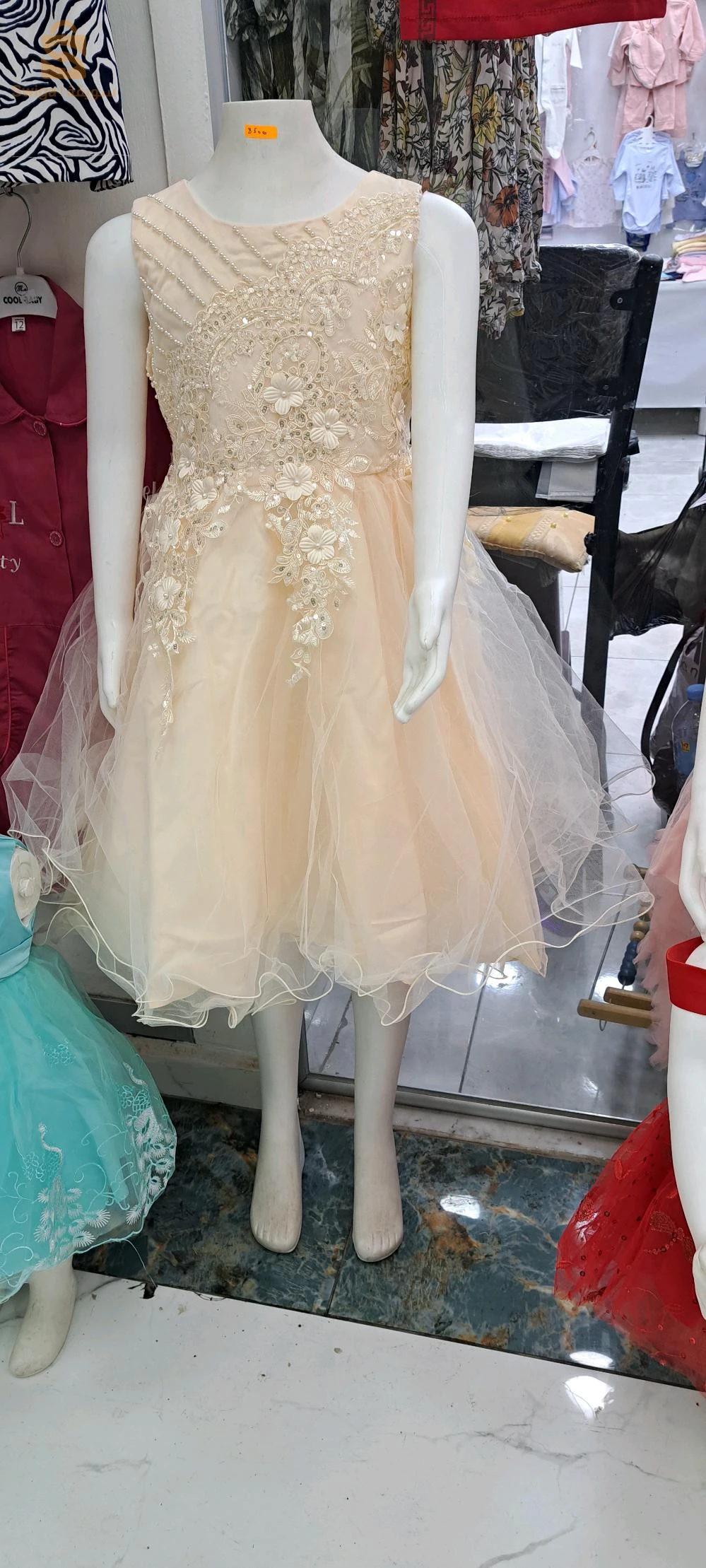 روب سواريه بنات