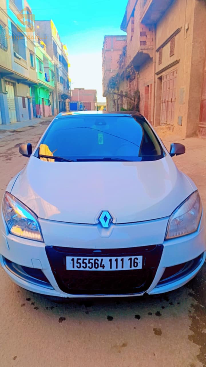 رينو Megane 2011 29 معسكر