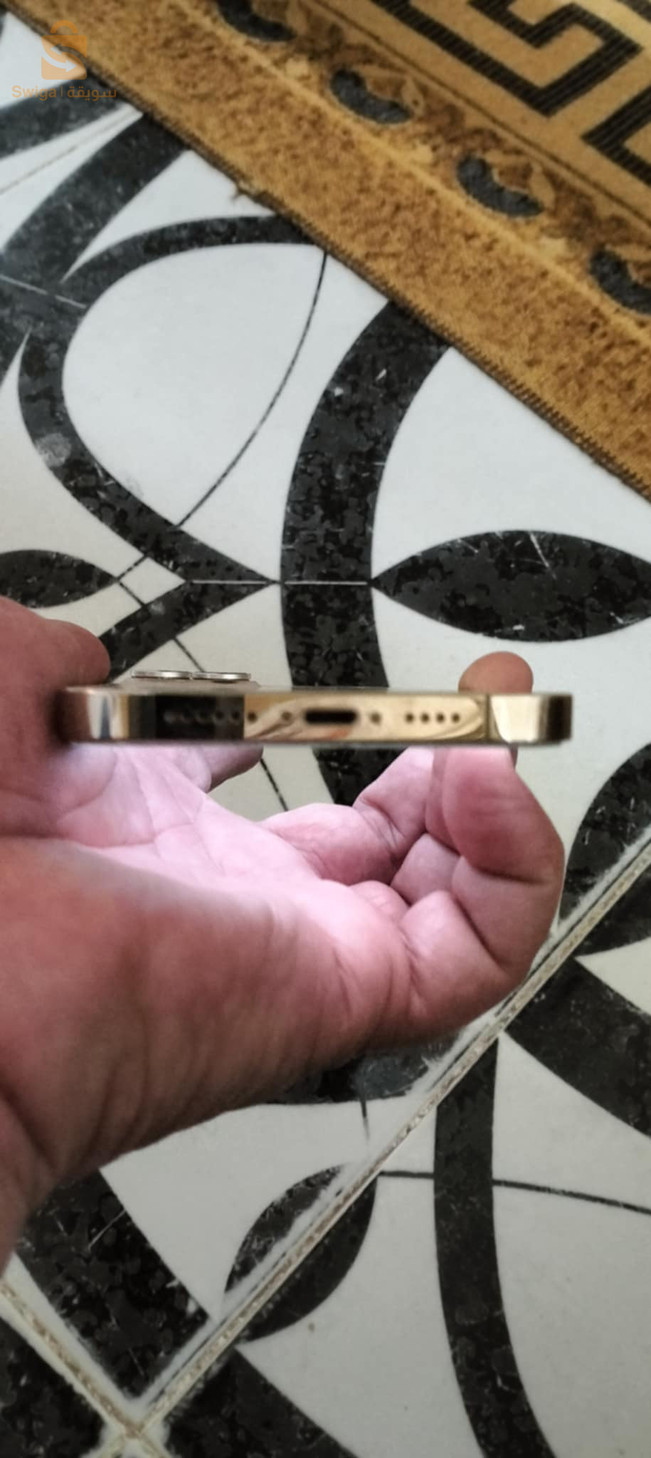 128 g
dual sim 
batterie 91