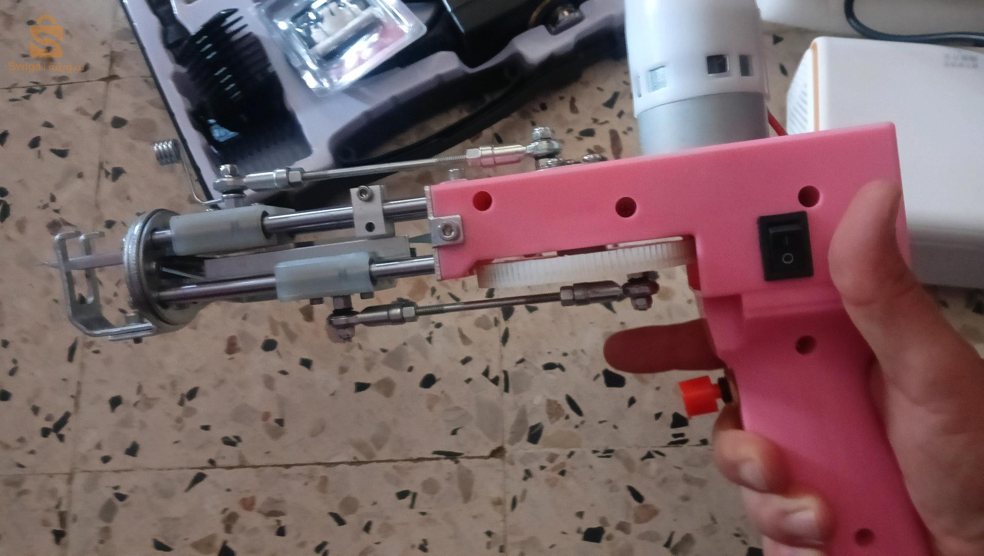 الة صنع نسيج السجاد