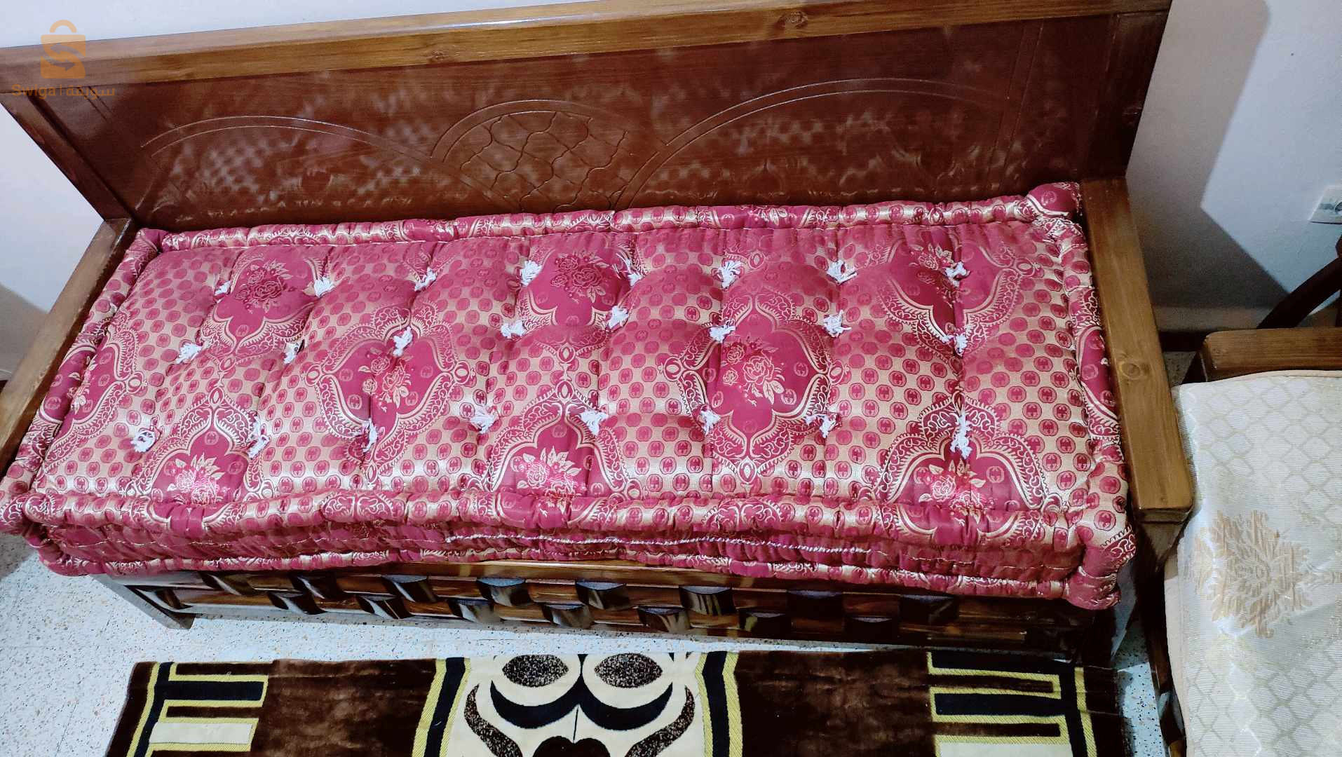 مطرح صوف جديد للبيع