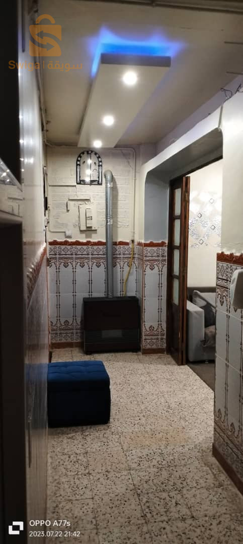 سكن f3 بحي 350 مسكن مستغانم مقابل اقامة الجوهرة الطابق الاول بالعقد و الدفتر العقاري