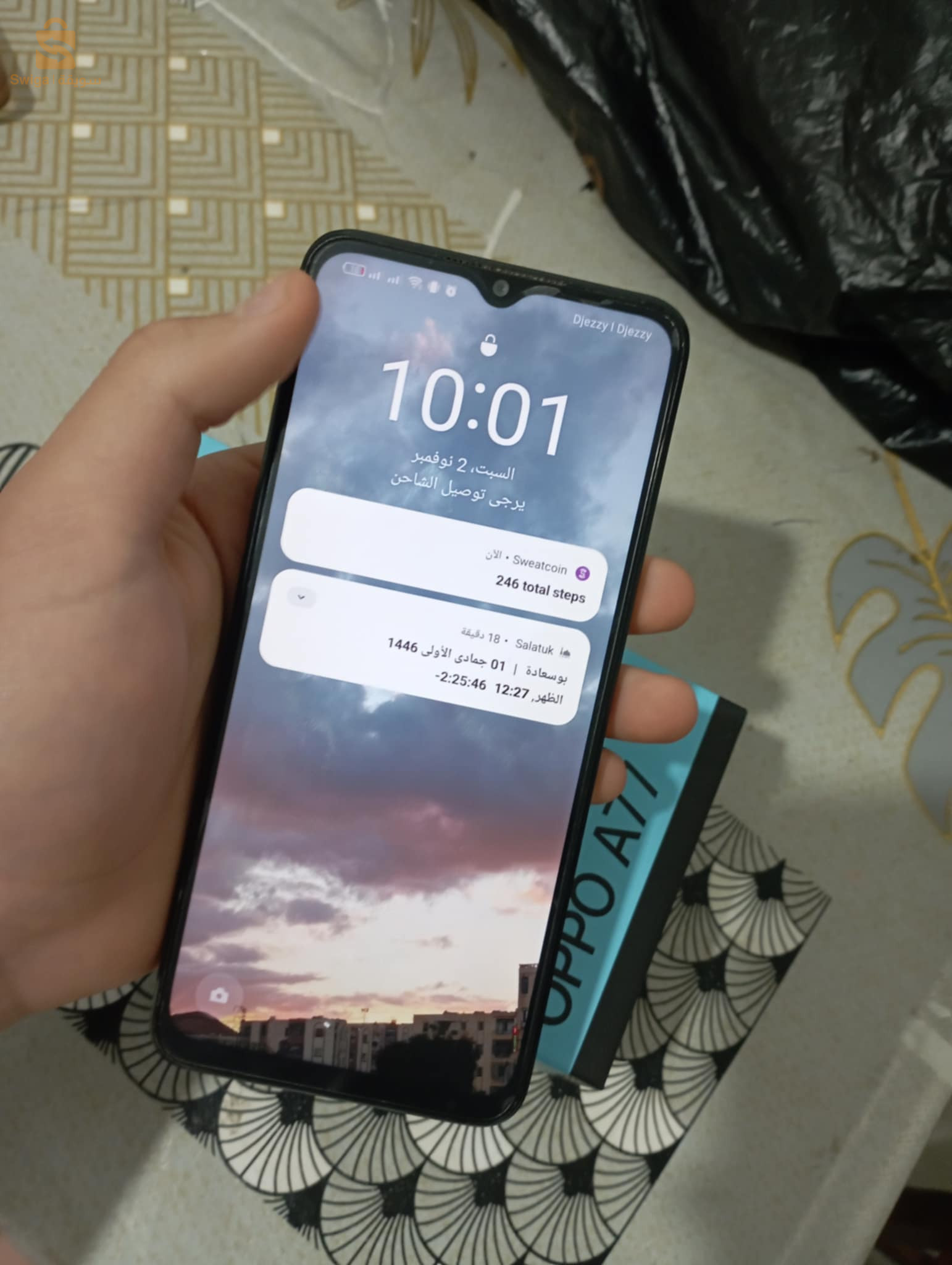 هاتف oppoA77 للبيع