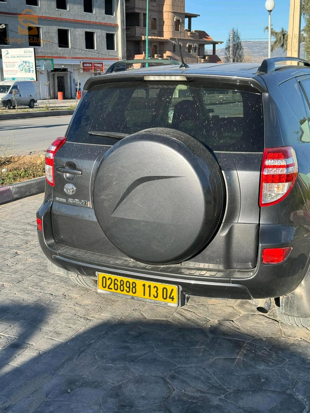 تويوتا RAV 4 2013 4 ام البواقي