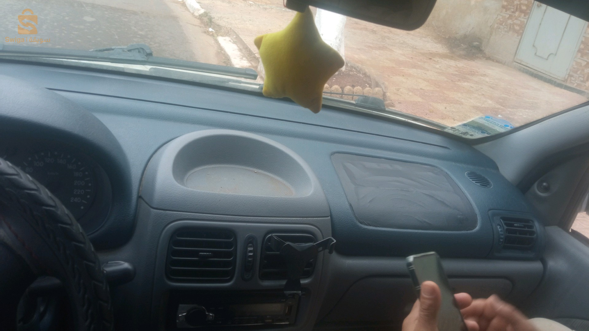 رينو Clio 2 2000 27 مستغانم
