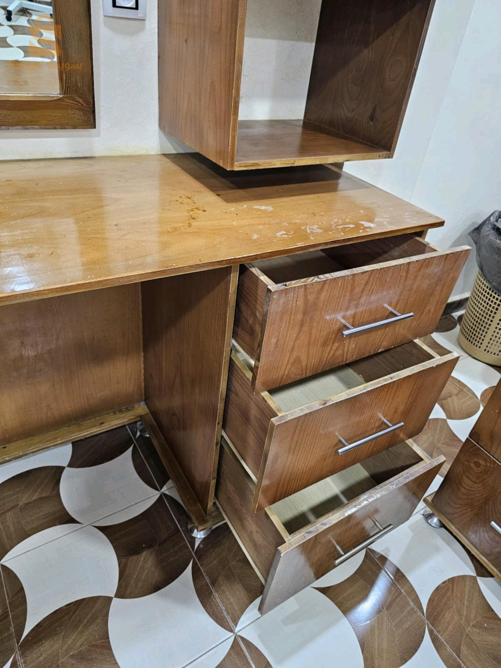 بيع محل حلاقة مستعمل