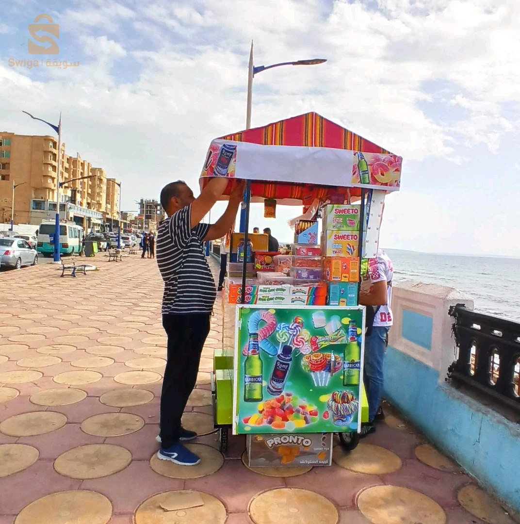 عربة للحلويات .ومأكولات خفيفة .ومتعددة الخدمات